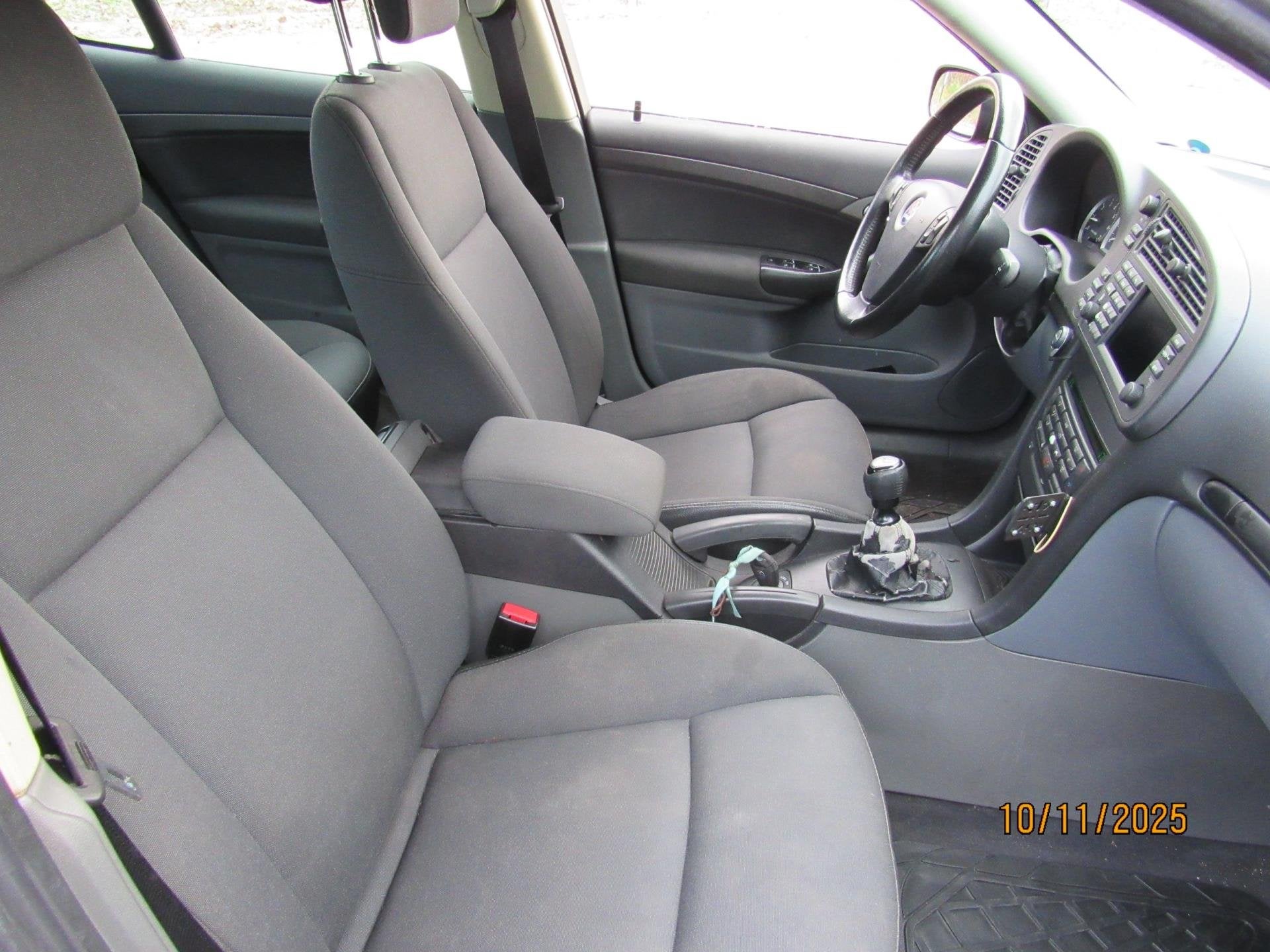 Saab 9-3 Sport Sedan 1.8t Optic, Auto's, Voorwielaandrijving, 1998 cc, Stof, Gebruikt