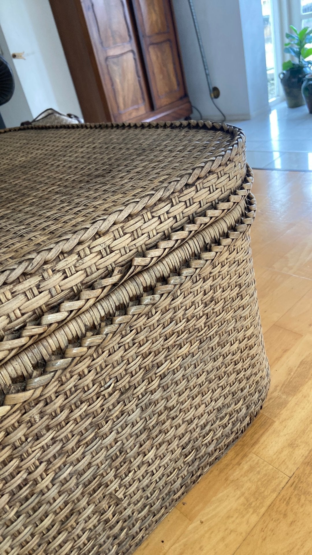 Mand tafel groot, Ophalen of Verzenden, Zo goed als nieuw, 50 tot 75 cm
