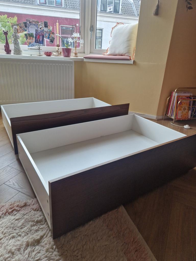 Twee Malm bedlades bruin / walnoot, Ophalen, Tweepersoons, Hout