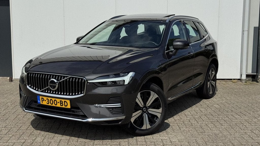 Volvo XC60 T8 Plug-in Inscription | Luchtvering | 360 Camera, Auto's, Volvo, Automaat, Gebruikt, 4 cilinders, 1969 cc