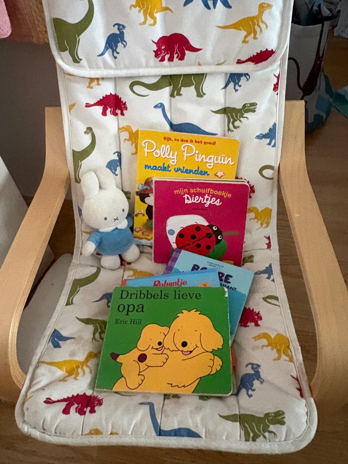 Leuke ikea kinderstoel, boekjes mogen er ook bij!, Ophalen, Zo goed als nieuw, Overige typen