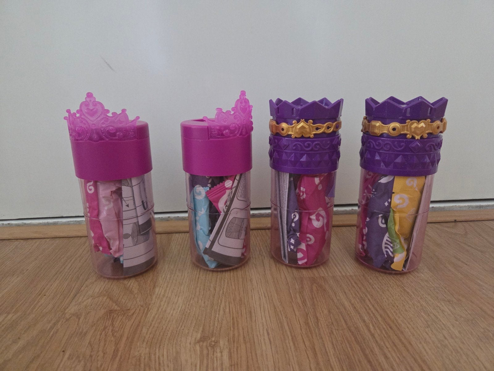 4x Disney princess Royal color reveal te koop, Verzamelen, Ophalen of Verzenden, Overige figuren, Nieuw, Beeldje of Figuurtje