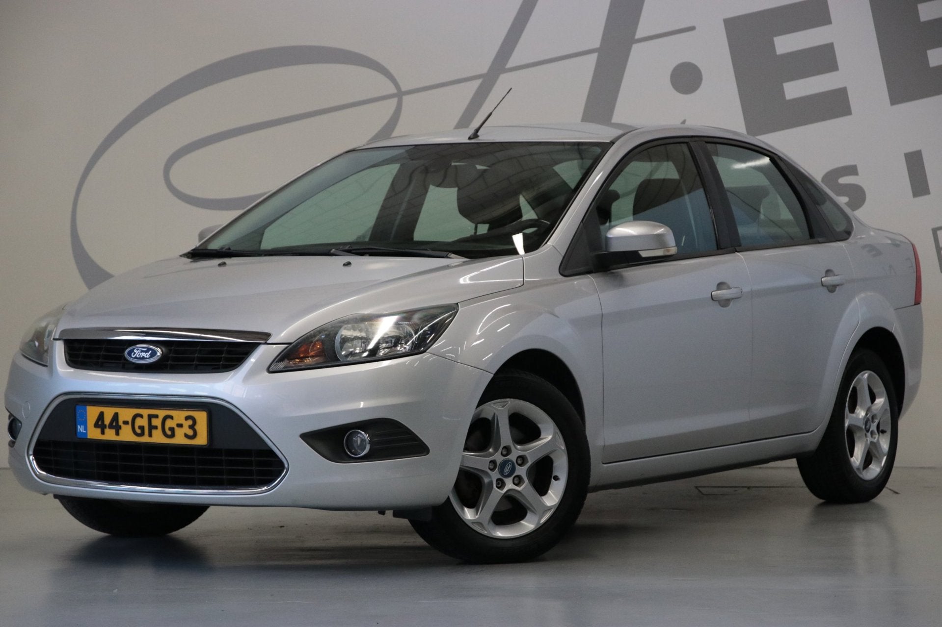 Ford Focus 1.6 Titanium, 1596 cc, Zwart, 4 cilinders, 635 kg