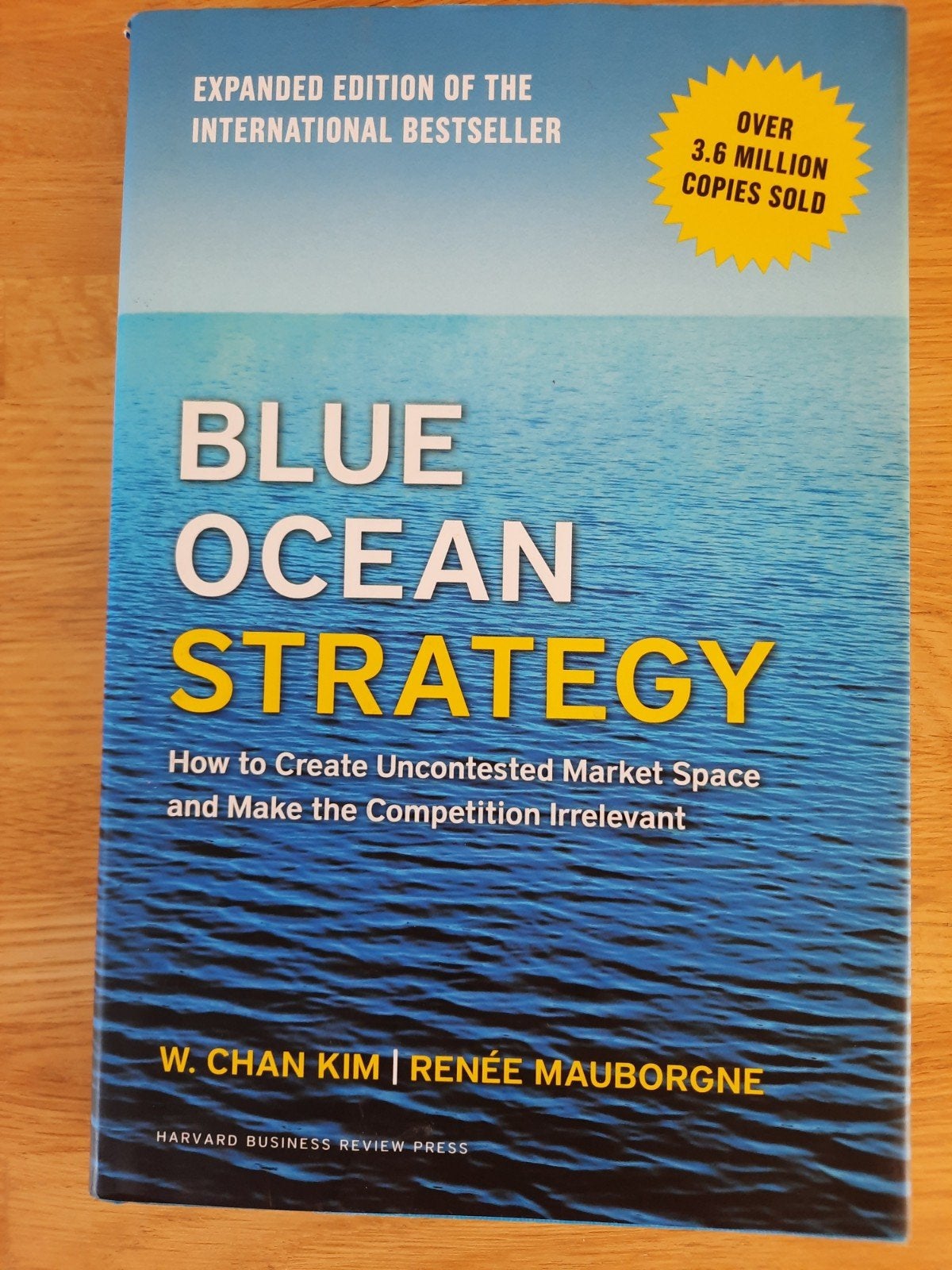 Bleu ocean strategy,Engelstalig, W.Chan Kim,R.Mauborgne., Ophalen of Verzenden, Zo goed als nieuw, Management, W.chan kim/ renee Mauborgne