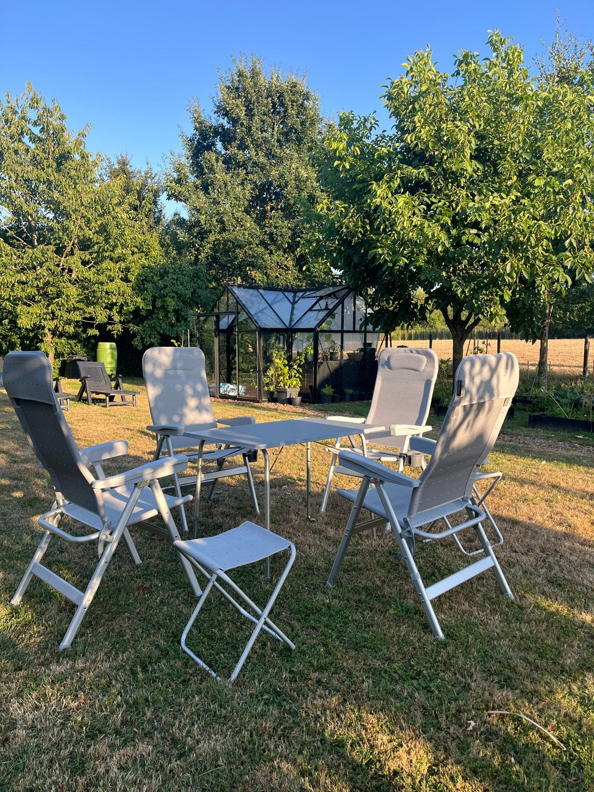 Westfield Outdoor Camping Set: Verstelbare Tafel & Stoelen, Ophalen, Zo goed als nieuw, Campingstoel