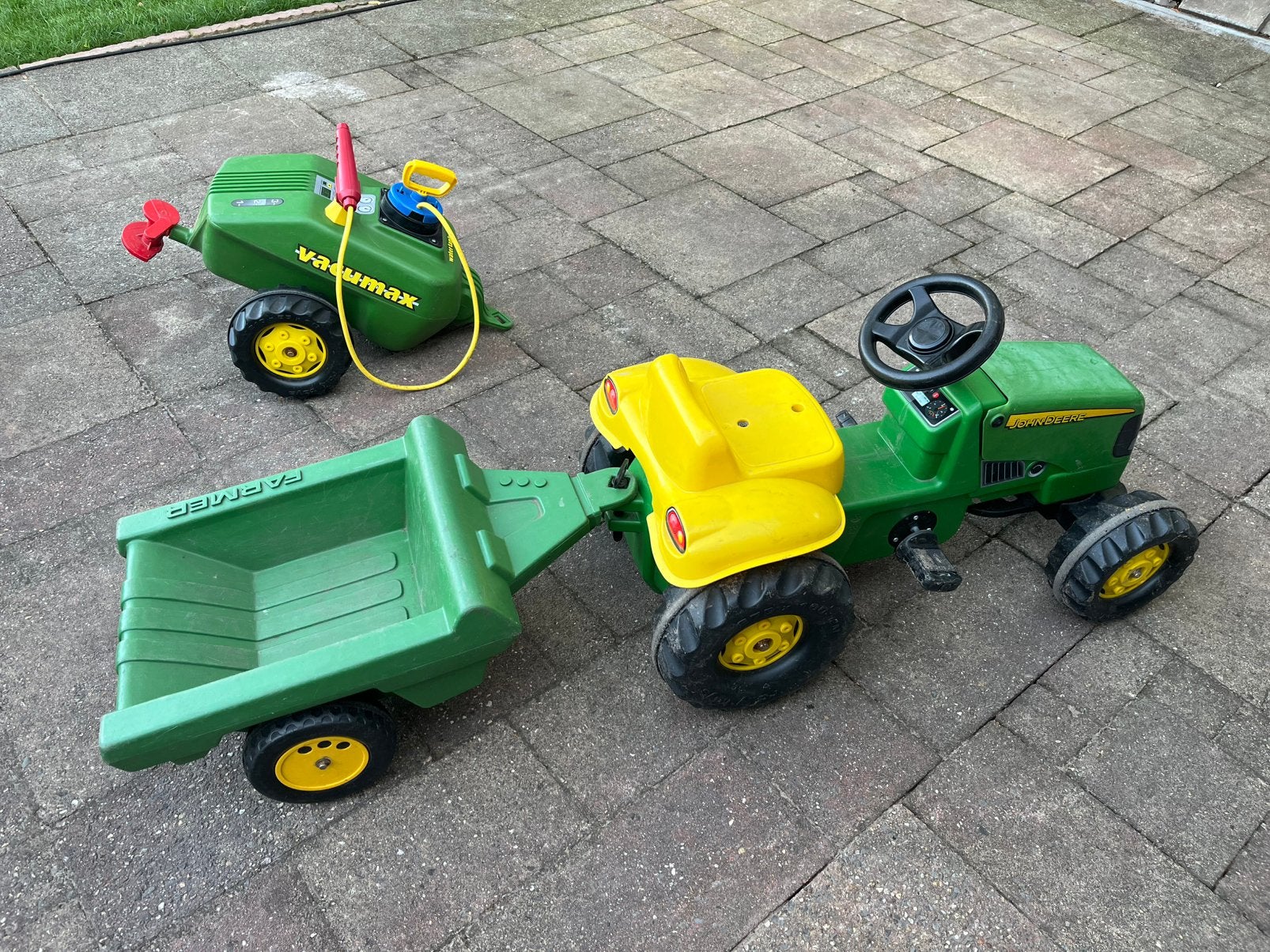 John Deere traptractor met aanhangwagen en watertank, Ophalen, Gebruikt, Trapvoertuig