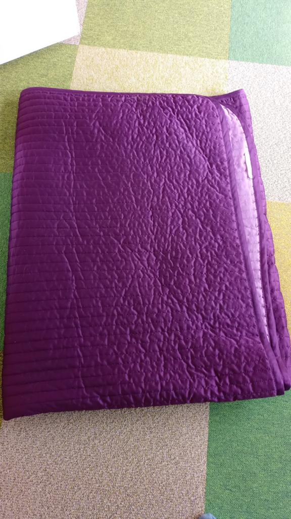 Aubergine gekleurde dekenachtige woonplaid 1,75 x 2,50, Ophalen of Verzenden, Zo goed als nieuw, Eenpersoons, Deken of Dekbed