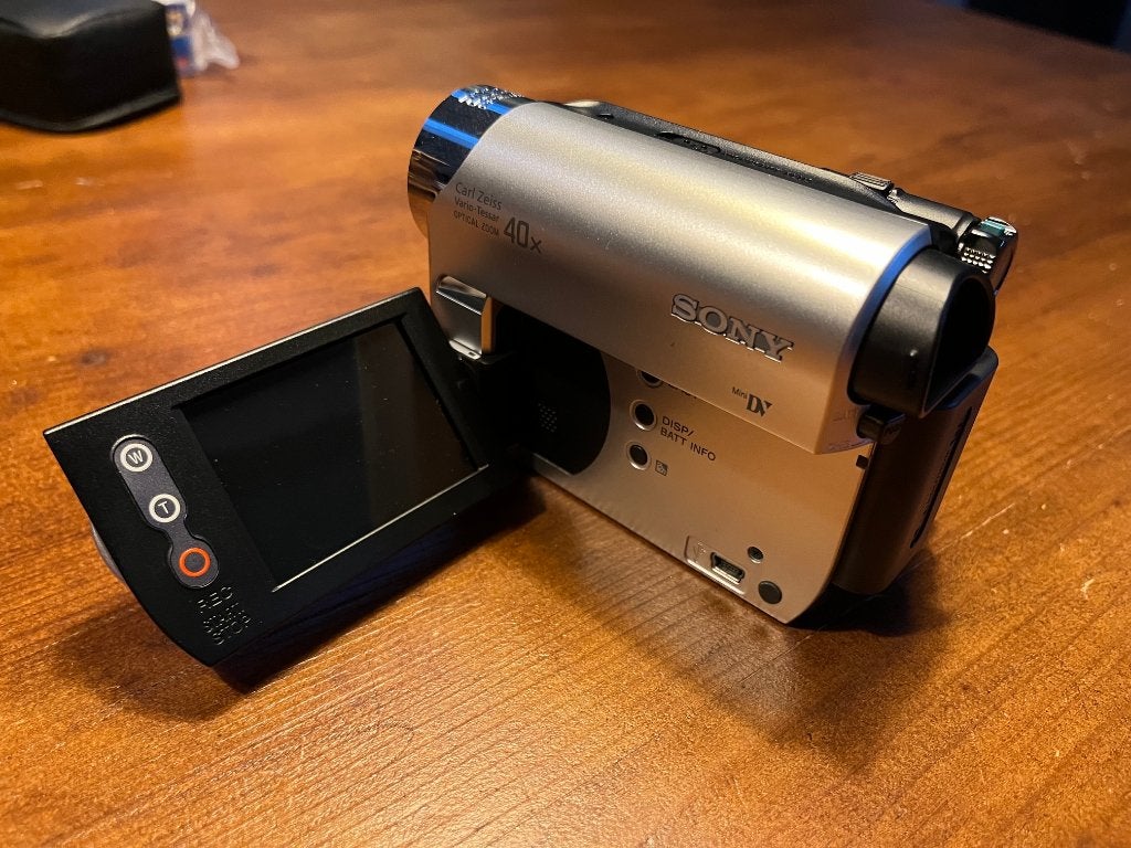 Sony Handycam DCR-HC35, Mini dv, 20x of meer, Ophalen of Verzenden, Zo goed als nieuw