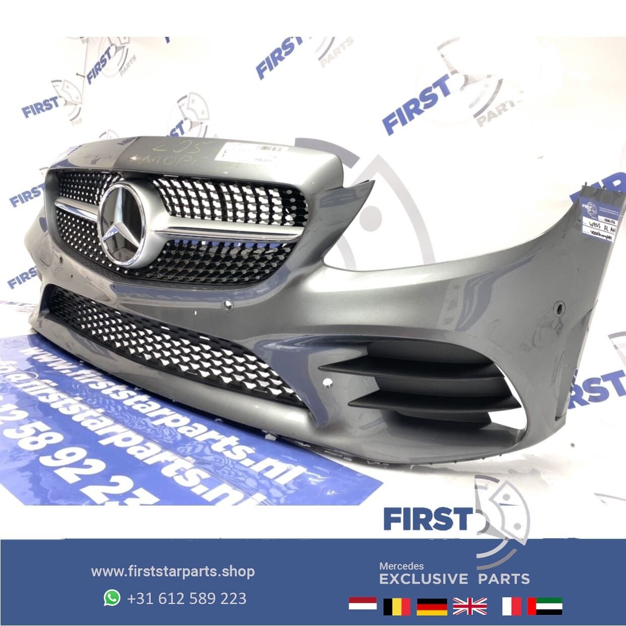 W205 FACELIFT AMG VOORBUMPER + diamond gril 2019 Mercedes C, Gebruikt, -, Voor, Ophalen of Verzenden