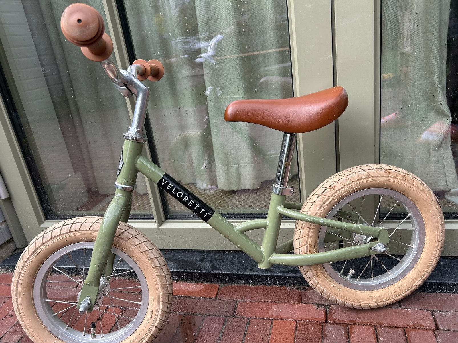Veloretti mini loopfiets - 2-4 jaar, Ophalen, Zo goed als nieuw, Minder dan 16 inch