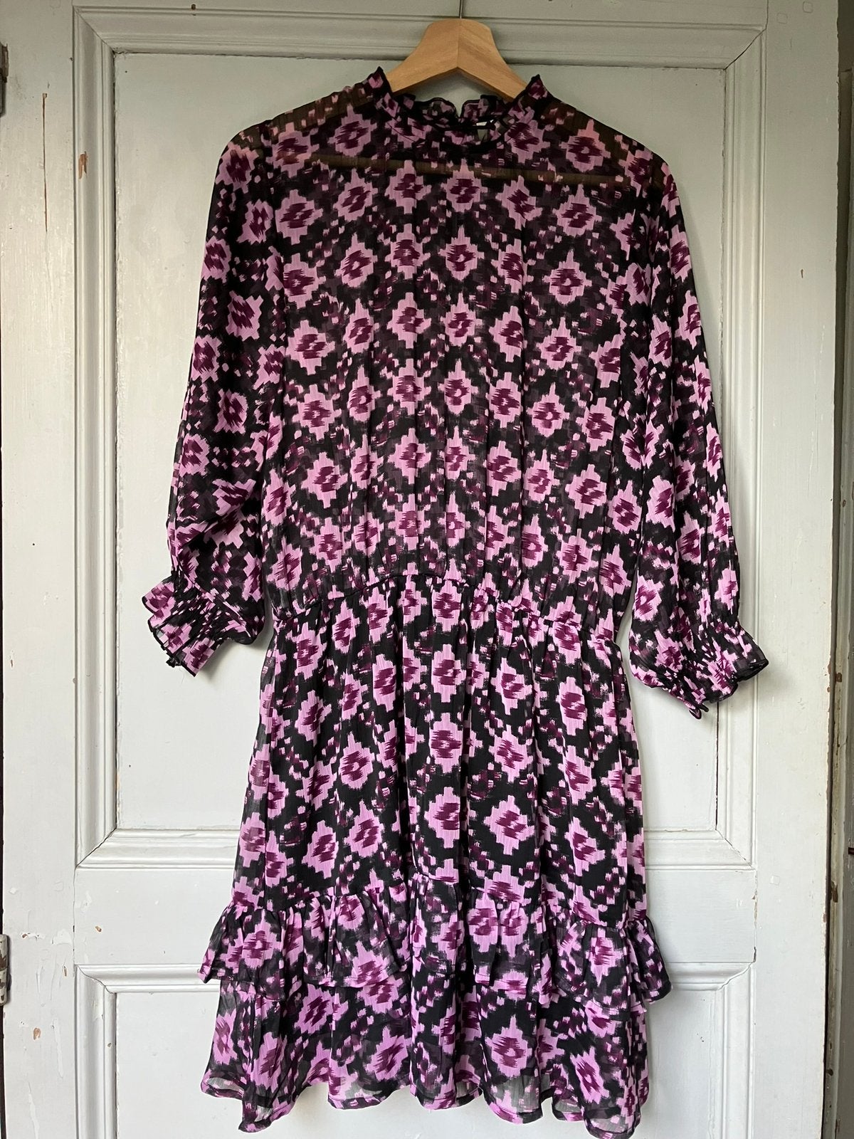 Mooie jurk van Shoeby in maat 38, Maat 38/40 (M), Paars, Ophalen of Verzenden, Zo goed als nieuw