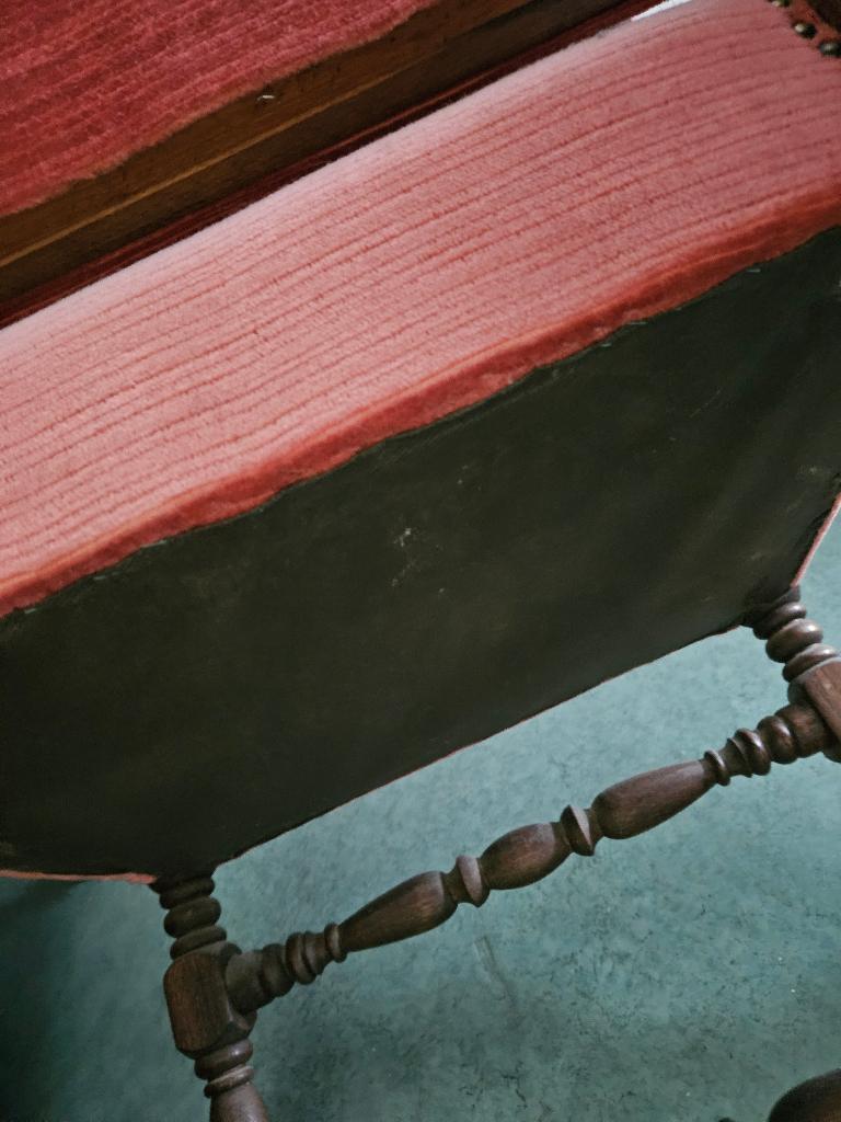 Antieke stoel met goede veren, Ophalen