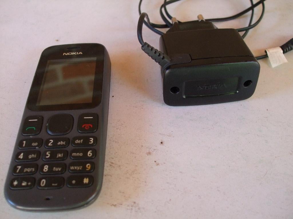 Telefoon NOKIA met oplader, Gebruikt, Geen camera, Zwart, Fysiek toetsenbord