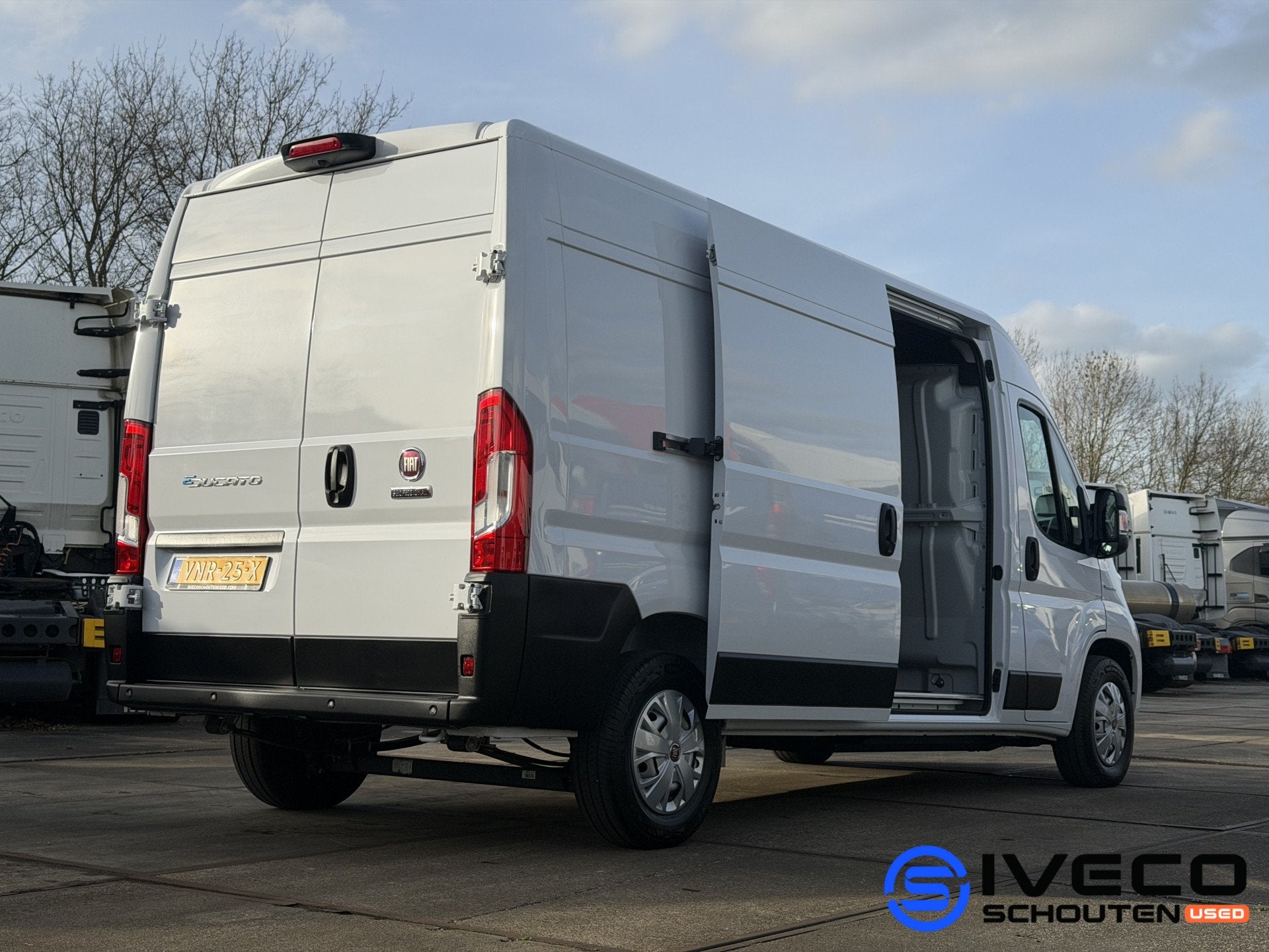 Fiat E-Ducato 3.5T L3H2 47 kWh 123pk - 4040(L3H2) • Camera, Gebruikt, Huisgarantie, Met garantie (alle), Origineel Nederlands