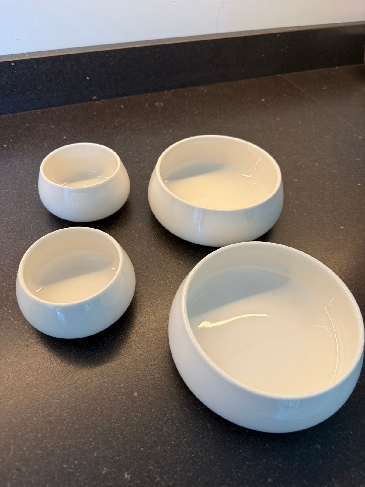 set van 2 grote kommen en 2 kleintjes van de action, Ophalen, Zo goed als nieuw, Overige stijlen, Kom(men)