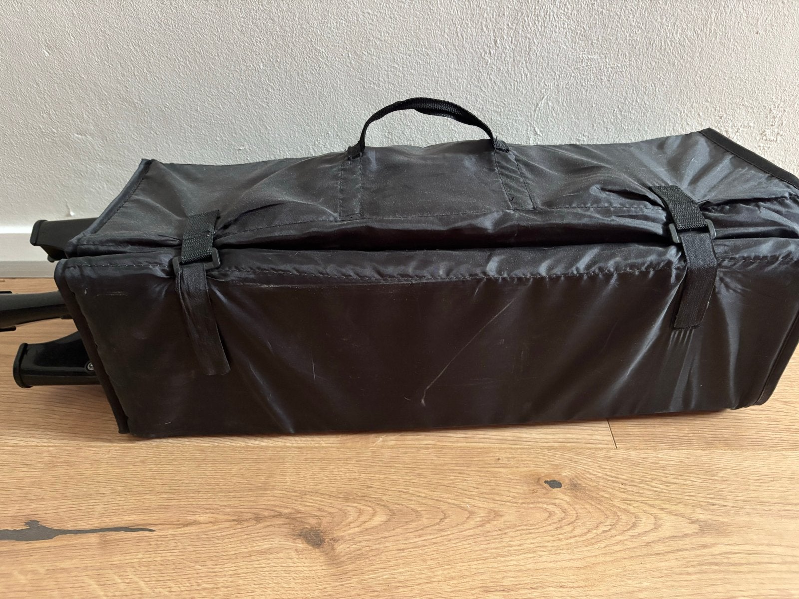 Opvouwbaar campingbedje. Gratis, Kinderen en Baby's, Ophalen, Gebruikt, 140 tot 160 cm, 70 tot 85 cm