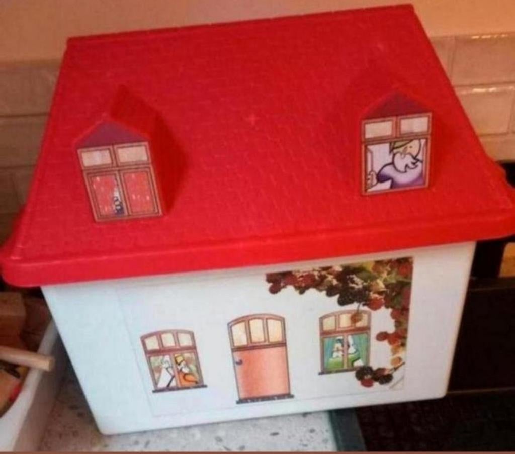 Leuke opbergbox in de vorm van een huisje, Ophalen, Gebruikt