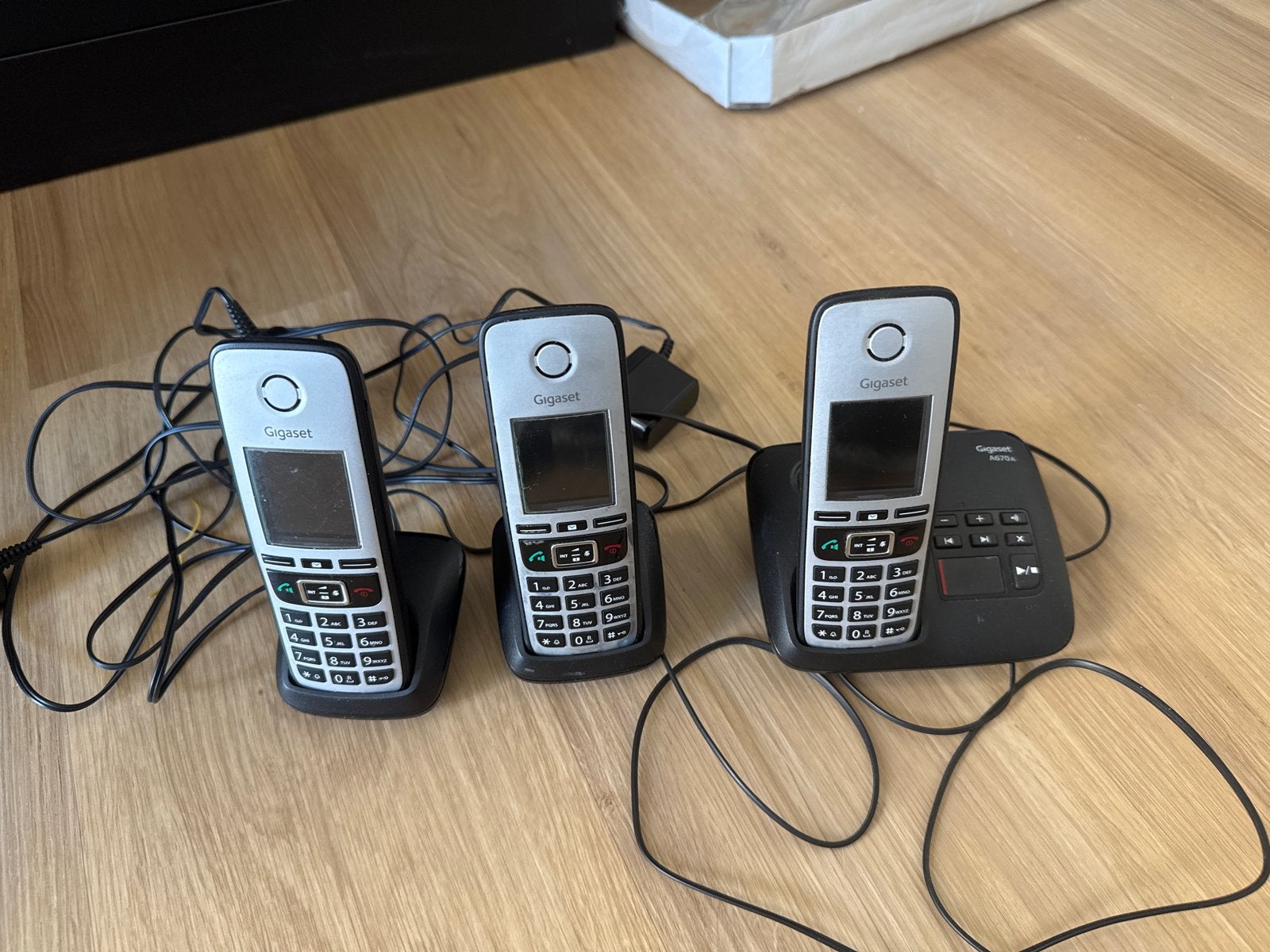Gigaset A670A draadloze telefoons met antwoordapparaat, Telecommunicatie, Ophalen of Verzenden, Zo goed als nieuw, 3 handsets