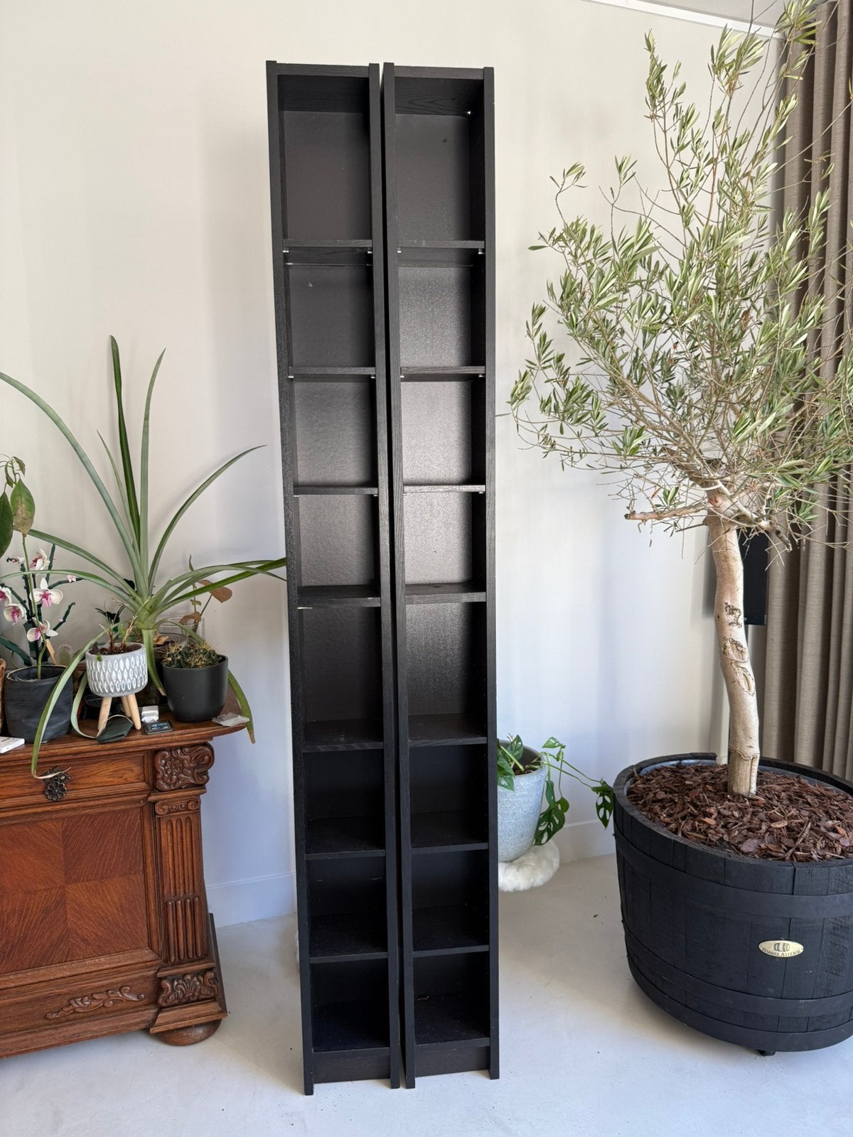 Ikea Billie cd/dvd kast zwart (2 keer), Ophalen, Zo goed als nieuw, Hout, Cd's of Dvd's
