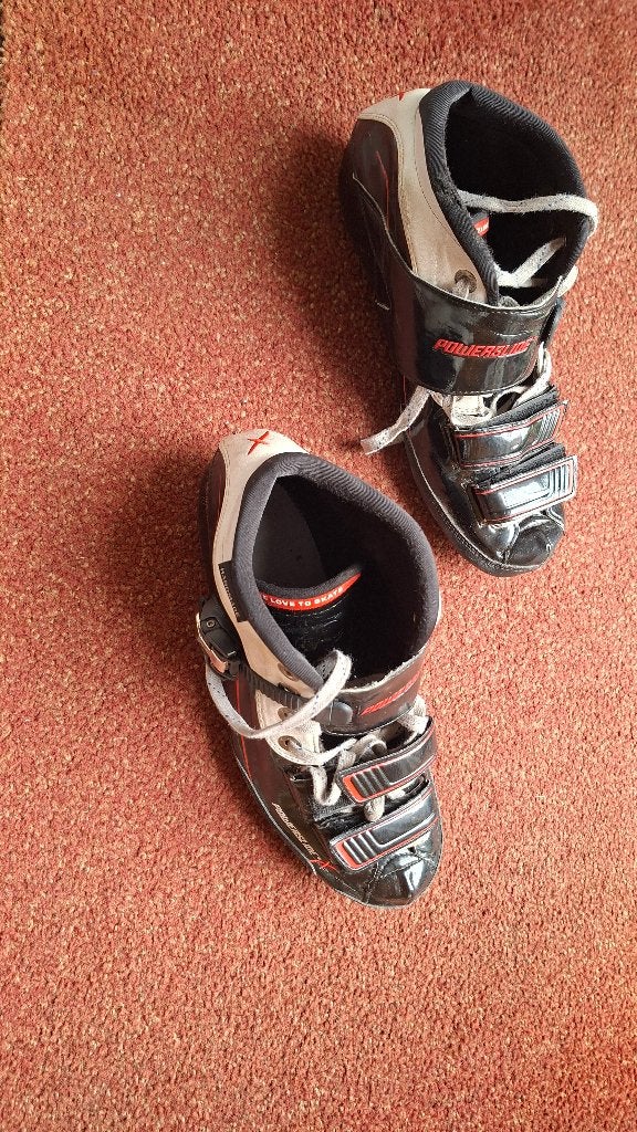 Te koop: Powerslide X skeelerschoenen mt 44, Sport en Fitness, Skeelers, Ophalen, Gebruikt, Inline skates 5 wielen, Heren