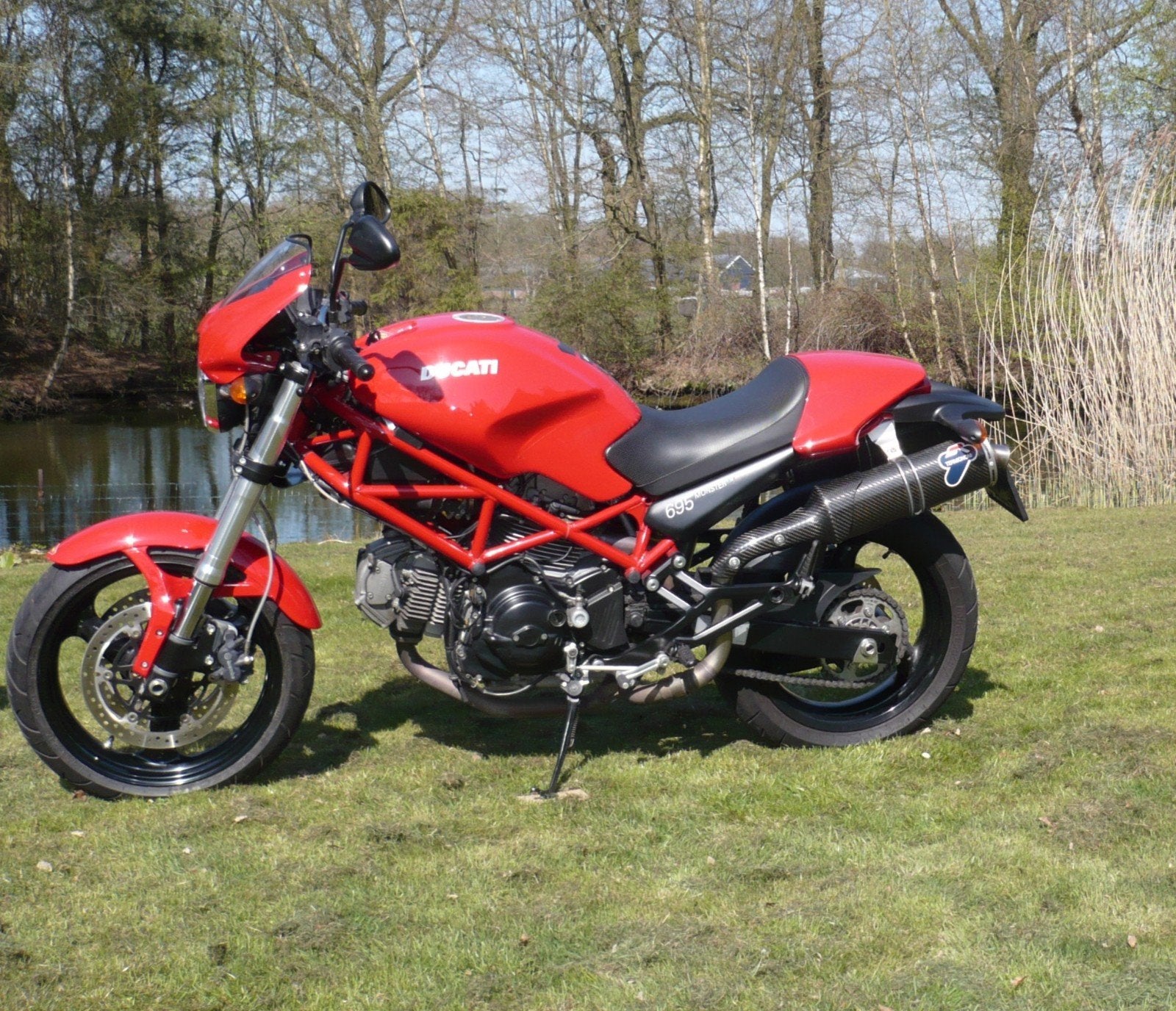 Ducati Monster 695 (2006) met Termignoni uitlaten, Motoren, 2 cilinders, Sportuitlaat, Gebruikt, Particulier