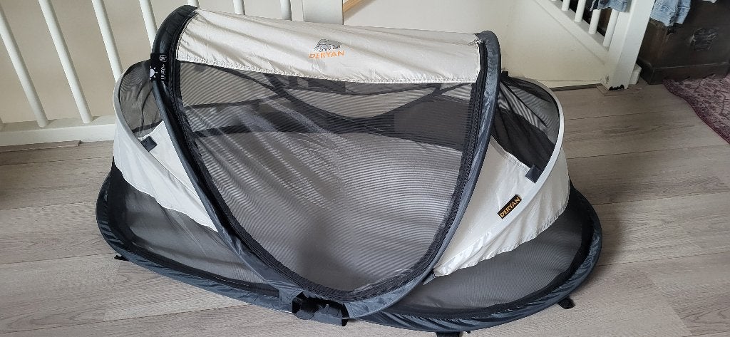 Deryan Peuter Luxe Reisbedje - Lichtgewicht en Compact, Ophalen, Zo goed als nieuw, Reisbedje