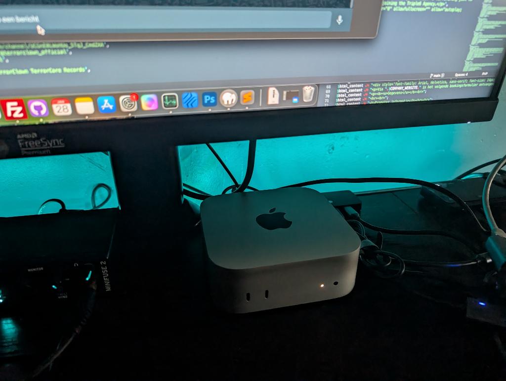 Apple Mac Mini m4 16gb 1tb + Acasis 8-in-1 40Gbps Dock, Ophalen, SSD, Zo goed als nieuw, Mac Mini