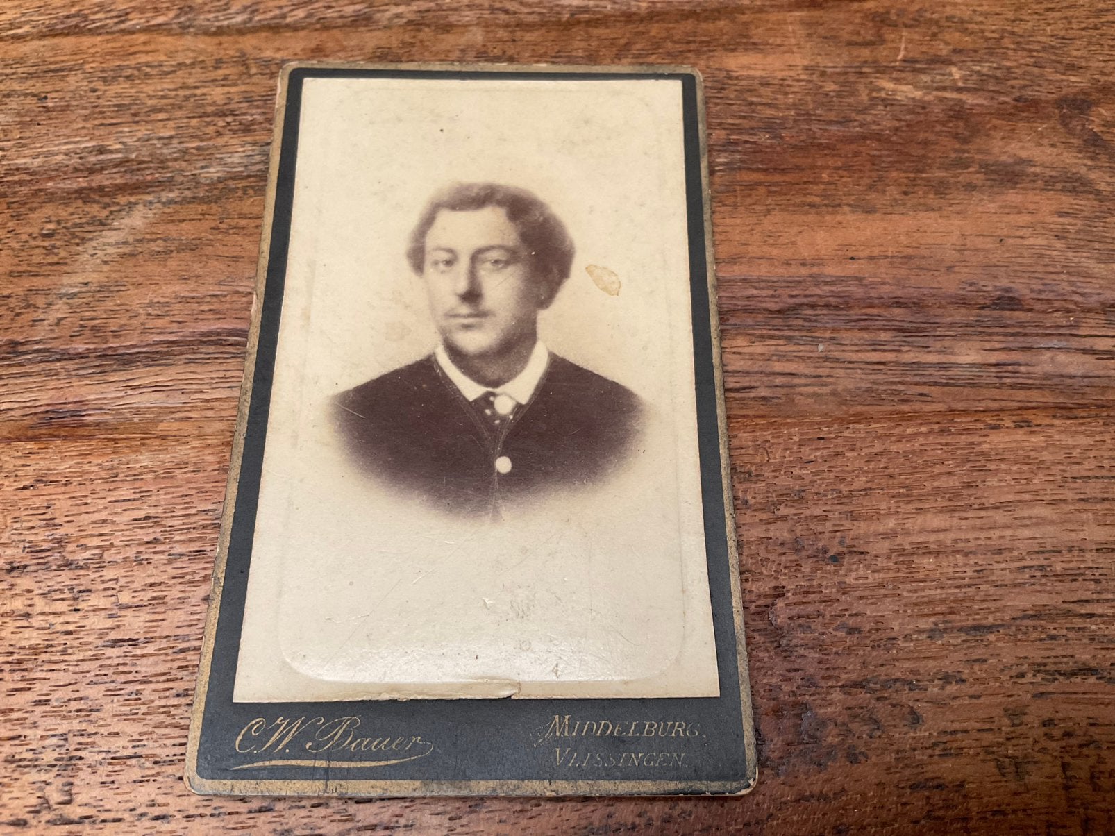 Cdv Bauer Middelburg - Vlissingen rond 1885, Gebruikt, Foto, Klederdracht, Ophalen of Verzenden