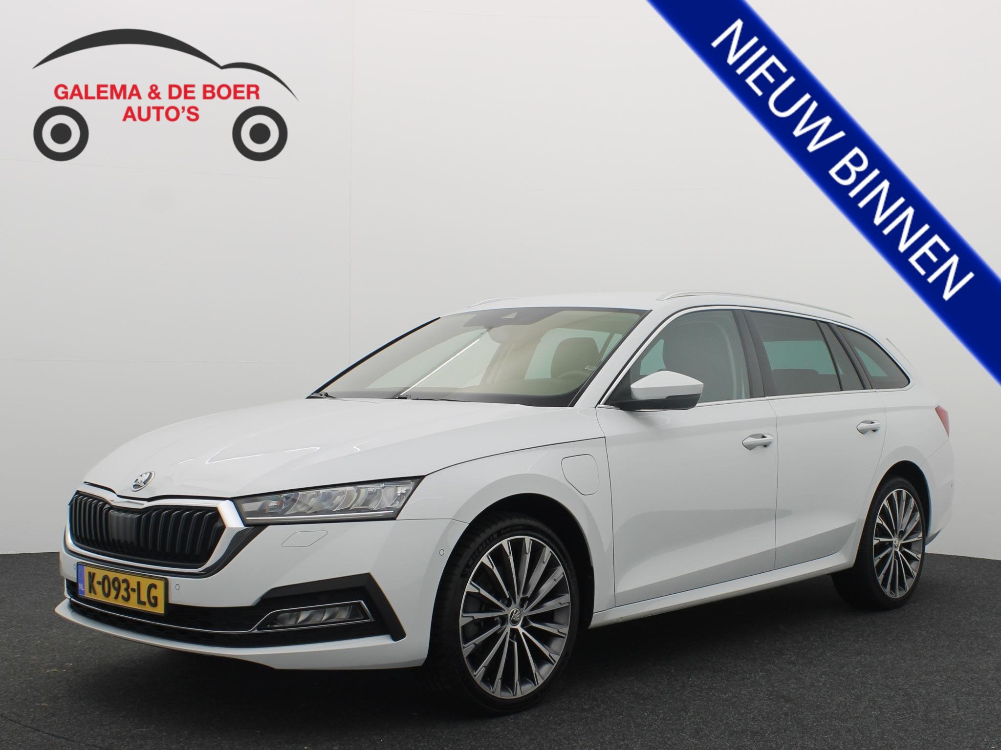 Skoda Octavia Combi 1.4 TSI iV PHEV Business Edition Plus SO, Auto's, Gebruikt, Wit, 13 kWh, 91 km/l