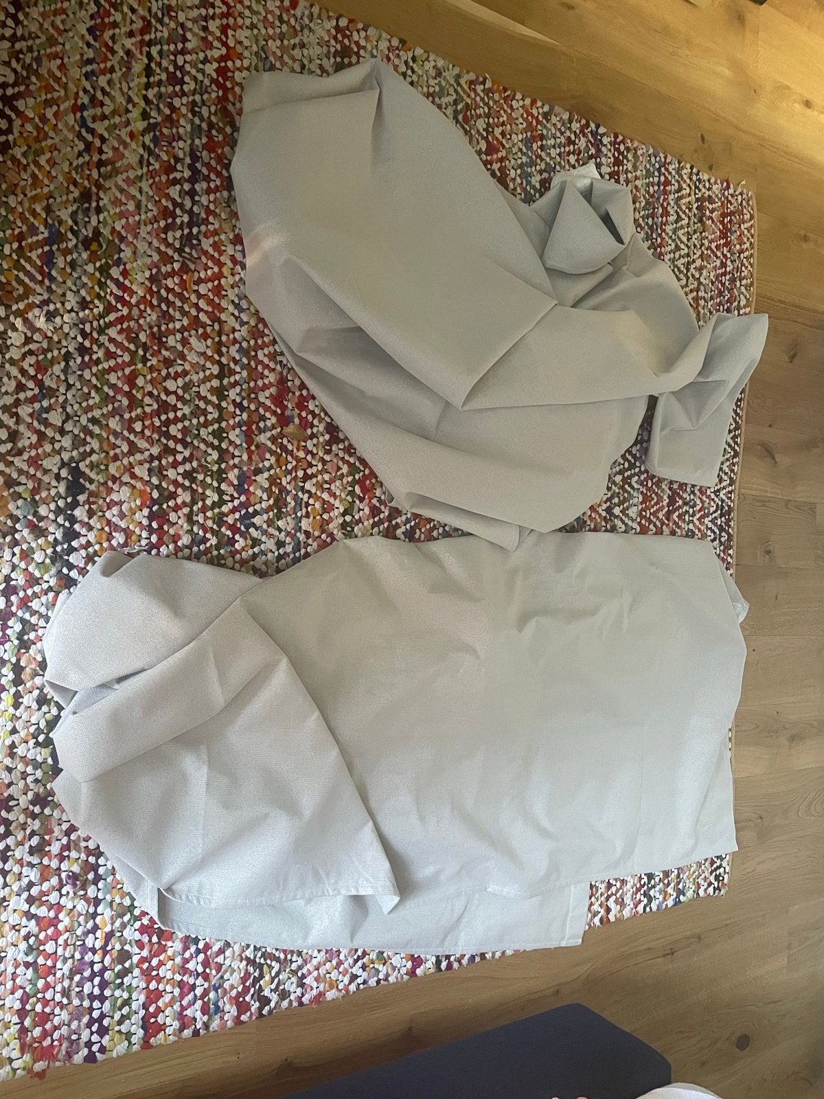 2x H&M Home Blackout Gordijnen 140x300cm Grijs-beige NIEUW, Ophalen of Verzenden, Nieuw, Grijs