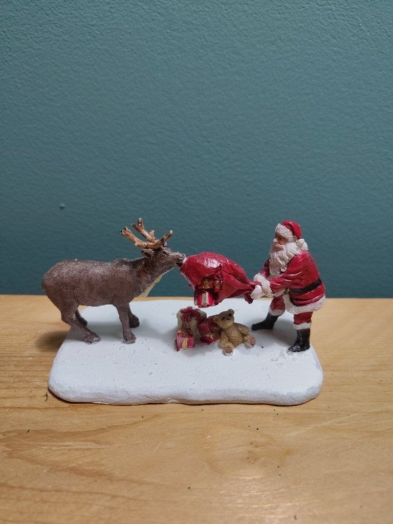 Luville Reindeer Teasing Santa #610041 - Luville General, Ophalen of Verzenden