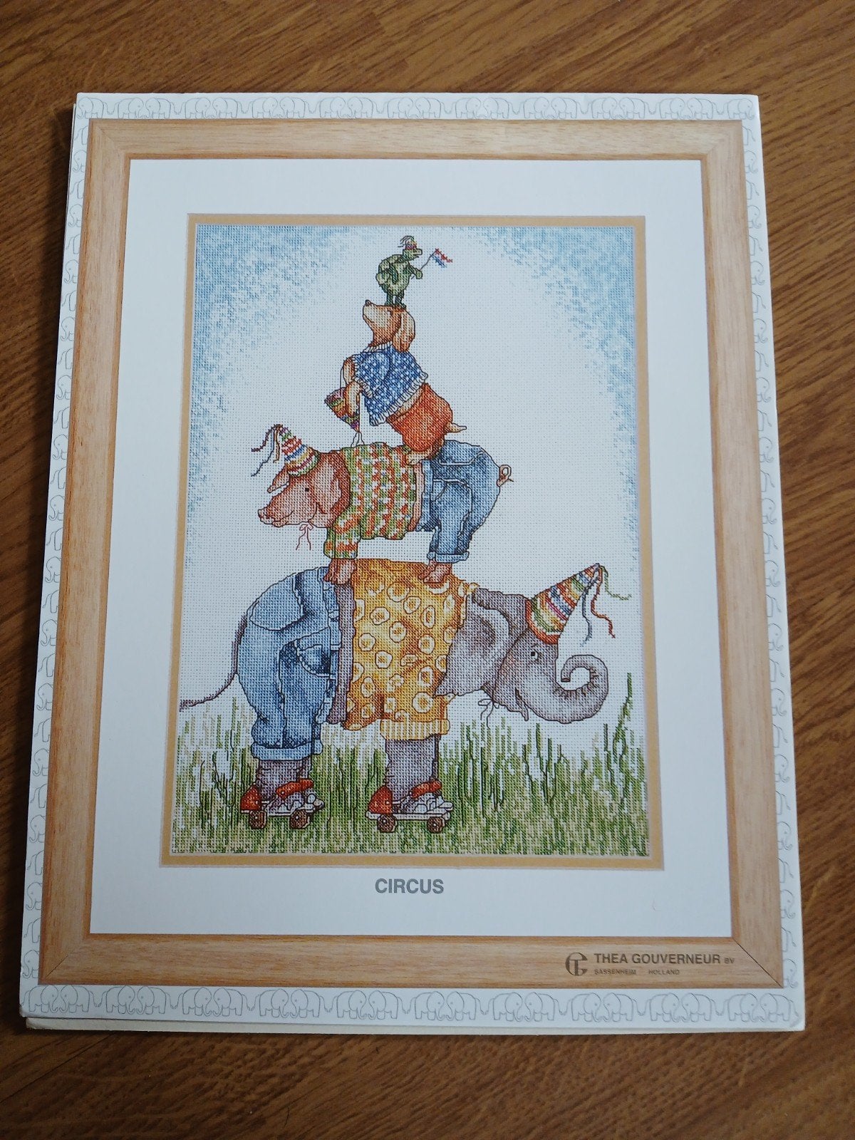 Borduurpatroon Dieren - Thea Gouverneur Circus, Hobby en Vrije tijd, Borduren en Borduurmachines, Ophalen of Verzenden, Zo goed als nieuw