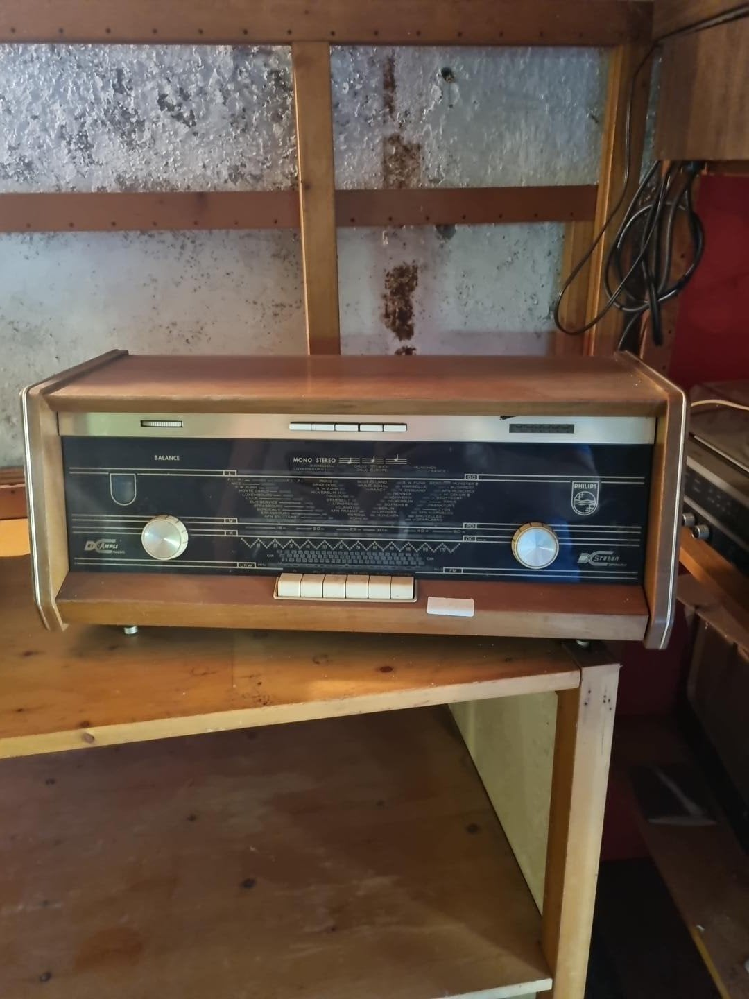 oude radio's, Ophalen