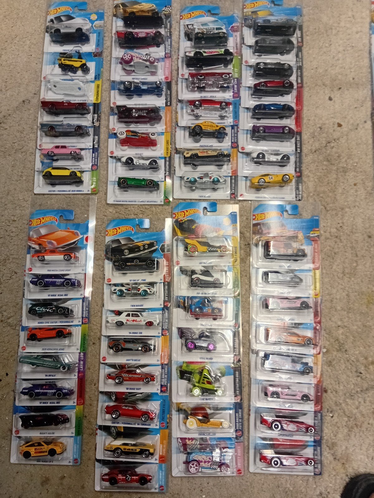 Grote partij Hot Wheels auto's nieuw in blisterverpakking, Ophalen of Verzenden, Nieuw