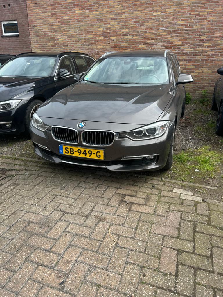 BMW 335I Xdrive AUT 2013, Auto's, 1800 kg, Lichtsensor, Bruin, Leder
