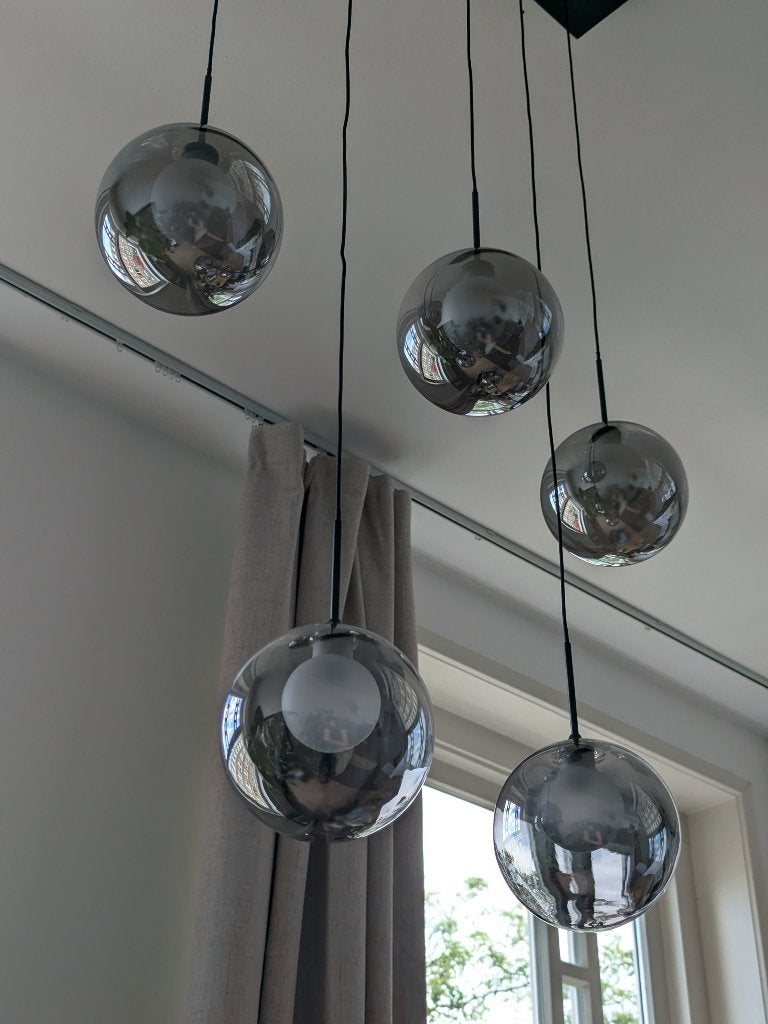 Moderne uniek hanglamp met 5 LED bollen, Ophalen, Overige fittingen, Zo goed als nieuw, Glas