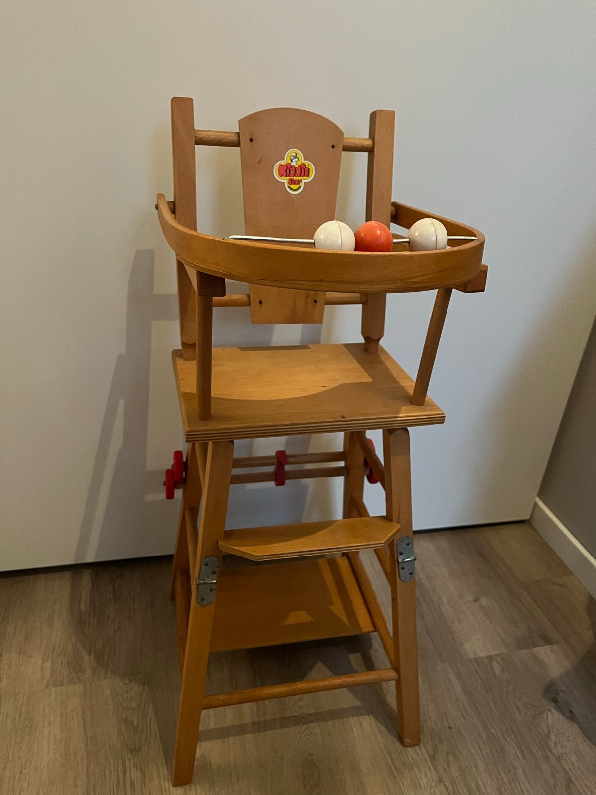 Houten poppenkindersroel (Kiddie Star), Ophalen of Verzenden, Gebruikt, Meegroeistoel, Afneembaar eetblad