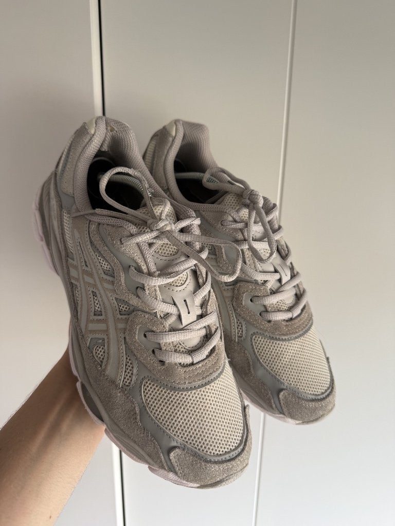 Asics Gel-NYC – Lichtblauw/Grijs – Maat 43, Kleding | Heren, EU, Blauw, Ophalen of Verzenden, Gedragen