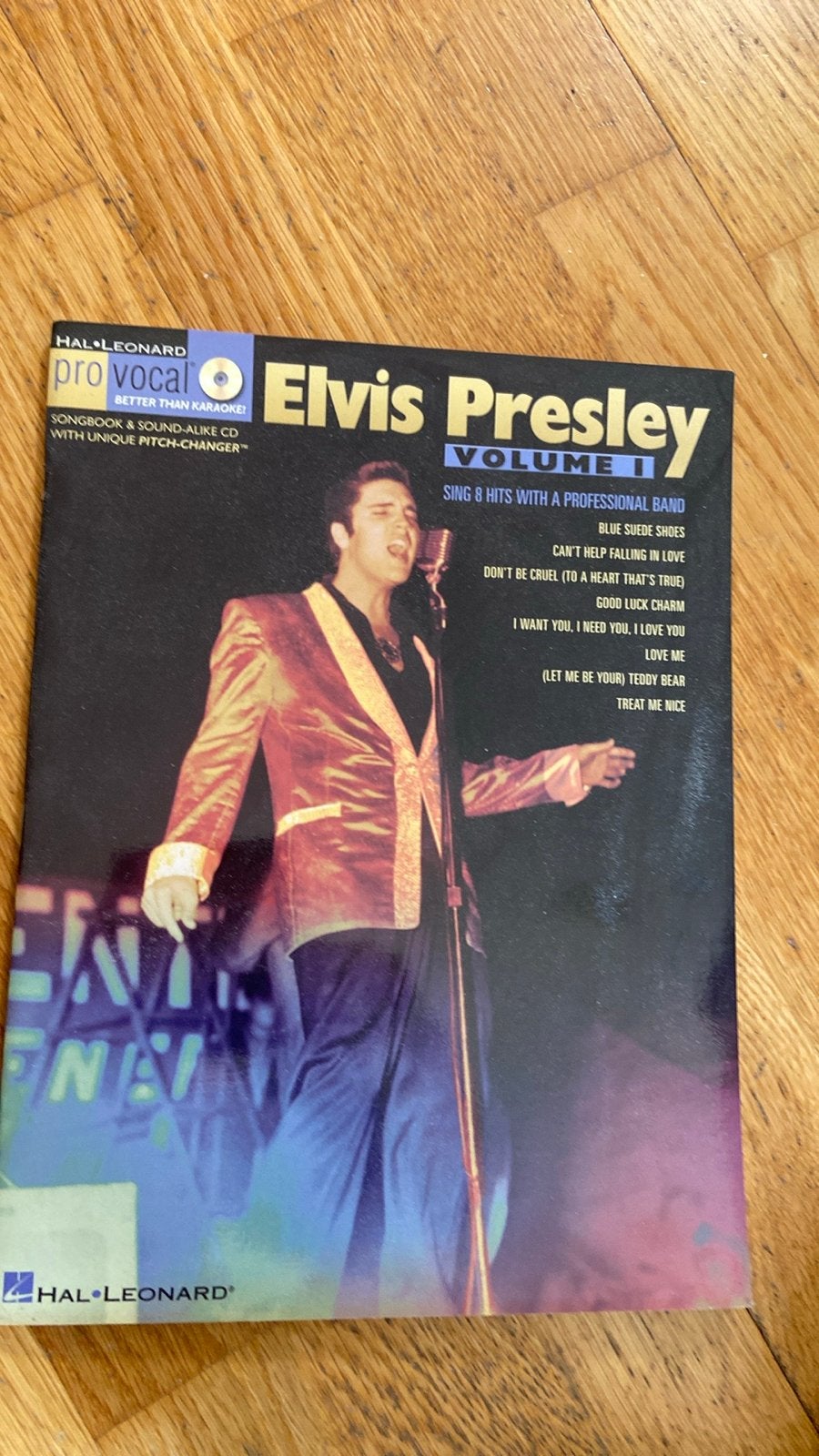Elvis Presley Volume II - Zangboek met meespeel CD, Ophalen of Verzenden, Zo goed als nieuw, Keyboard, Artiest of Componist