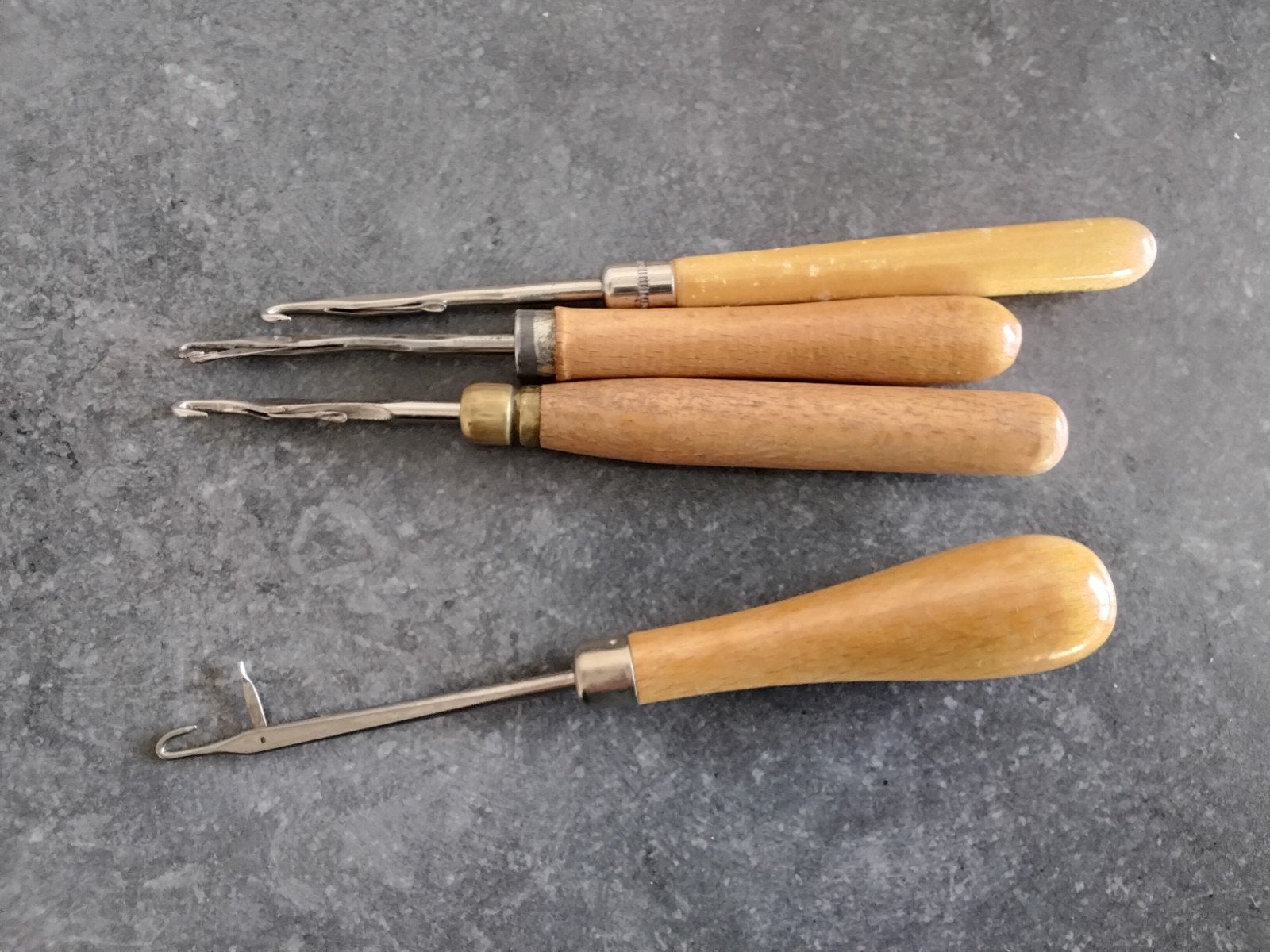 4 knoopnaalden voor smirna te knopen, Hobby en Vrije tijd, Breien en Haken, Ophalen of Verzenden, Breien of Haken, Patroon of Boek