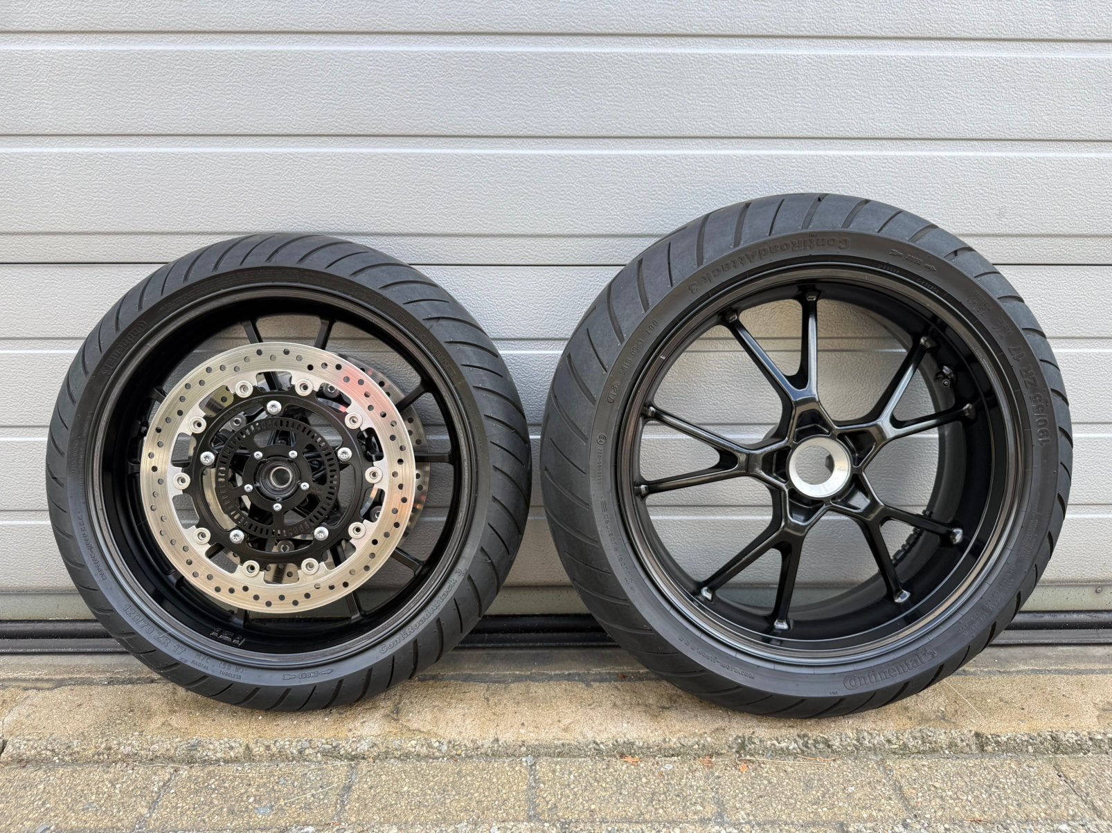 Triumph Speed Triple 1050 velgen 17 Inch, nieuwe schijven, Motoren, Ophalen, Nieuw