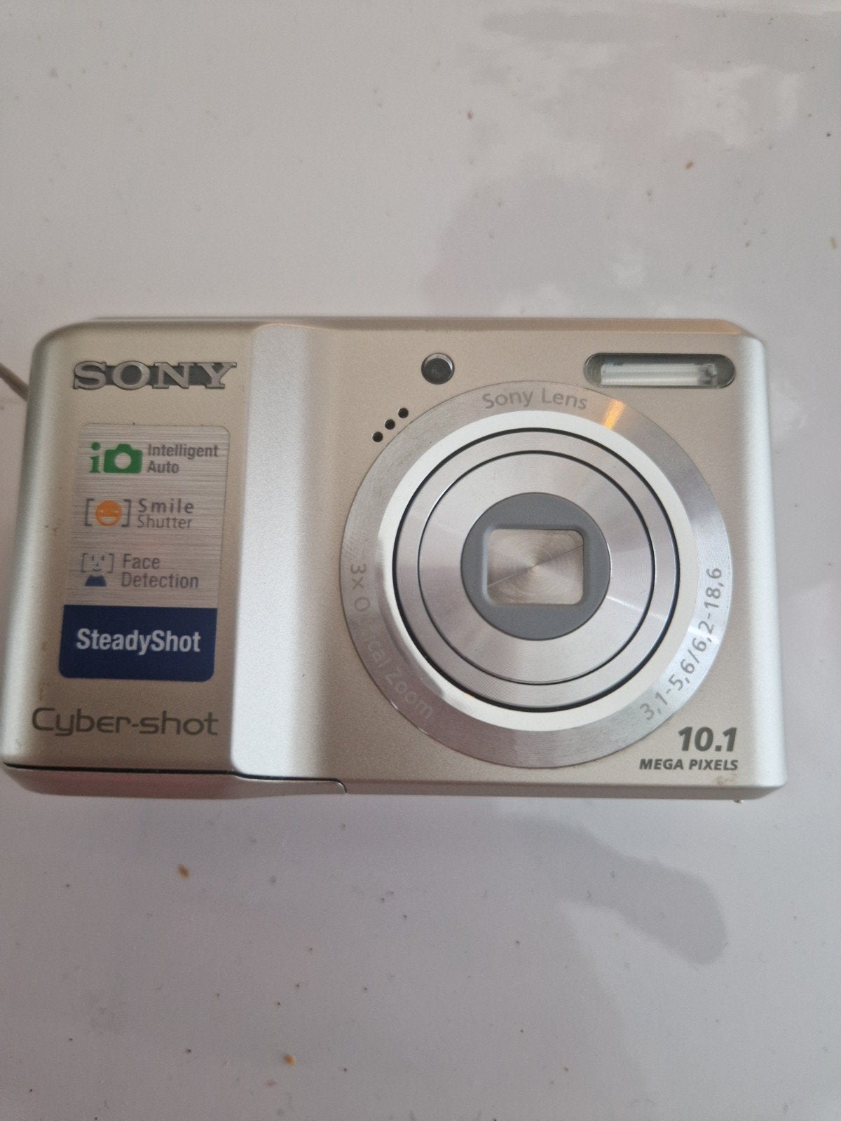Sony Cyber-shot 10.1 MP Compactcamera met hoesje en kabel, Beeldstabilisatie, Ophalen of Verzenden, Zo goed als nieuw, Compactcamera
