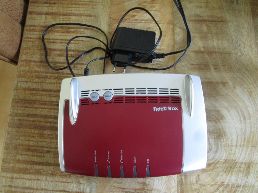 Fritz box 7360 v2, Ophalen of Verzenden, Zo goed als nieuw, Router met modem, Fritz!Box (FritzBox)
