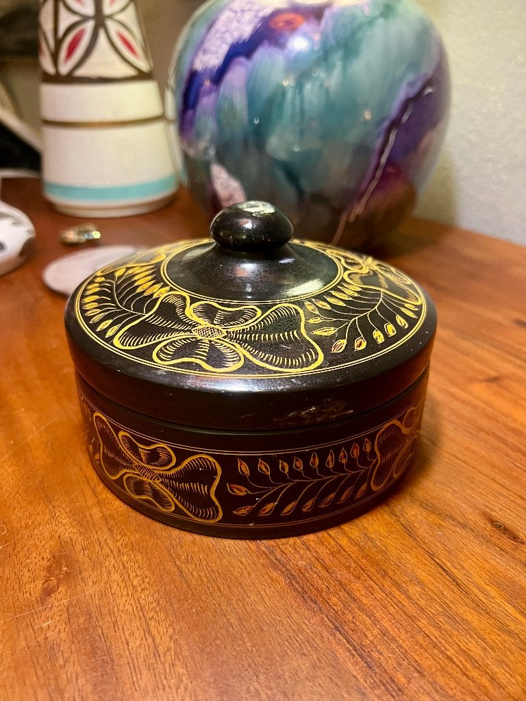 Vintage Russisch lakdoosje sieradendoosje doosje zwart hout, Antiek en Kunst, Ophalen of Verzenden