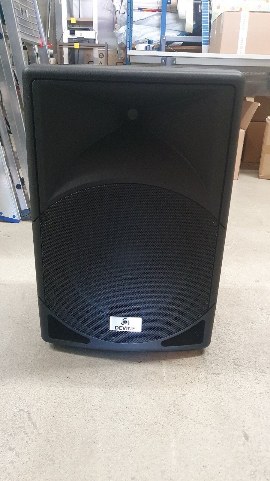 2x Devine Artis 15A Actieve PA Speaker met USB/MP3-speler, Audio, Tv en Foto, Luidsprekers, Party speaker, Zo goed als nieuw, Inclusief standaarden