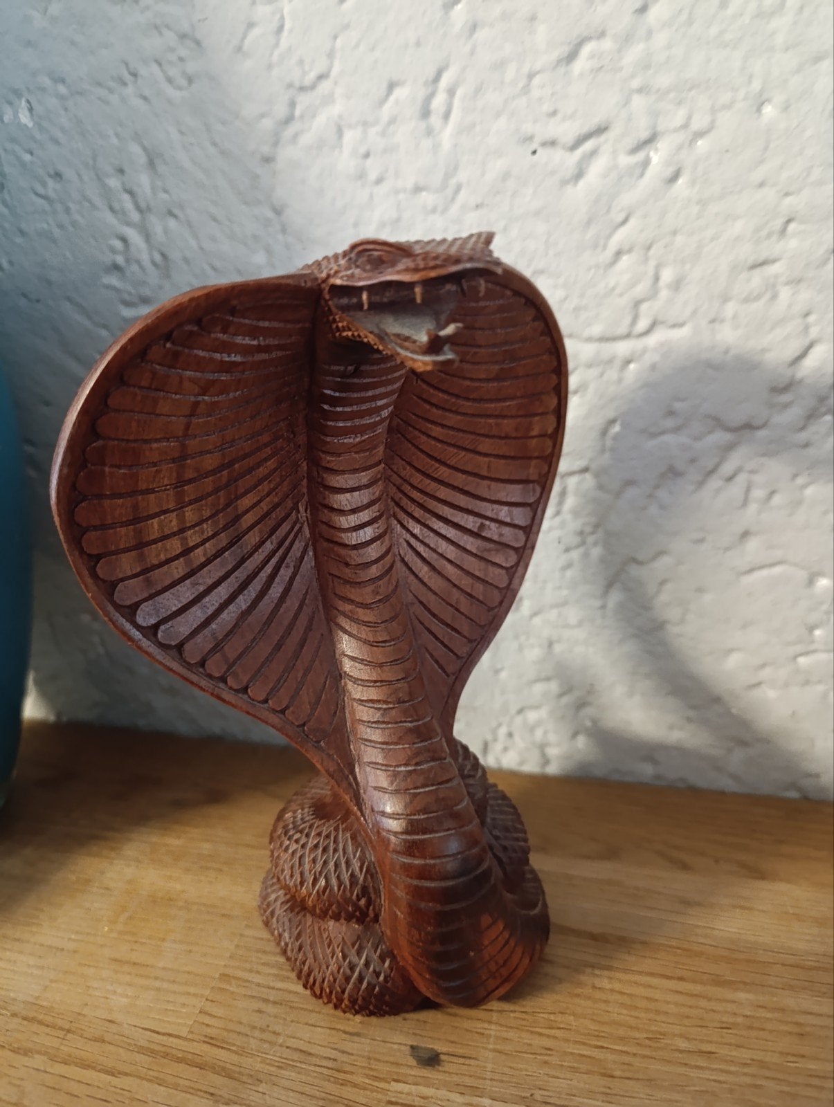 Handgesneden houten cobra beeld uit Bali, Indonesië, Overige onderwerpen, Ophalen of Verzenden, Handgemaakt, 20 - 50 cm