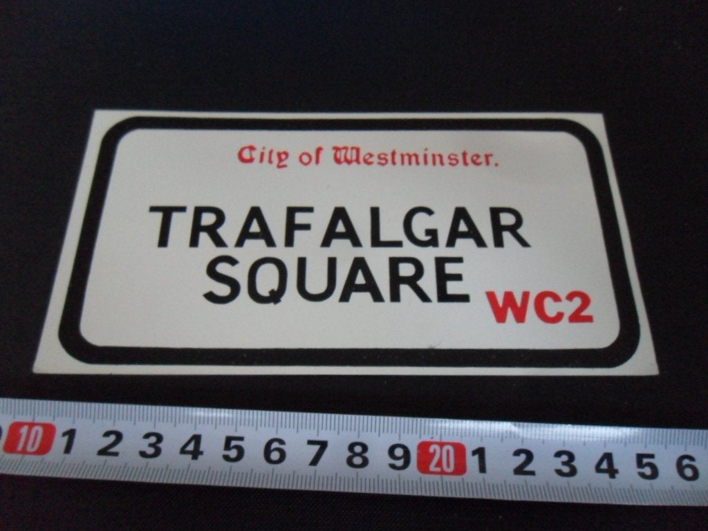sticker london city of westminster TRAFALGAR SQUARE wc2, Verzamelen, Ophalen of Verzenden, Zo goed als nieuw