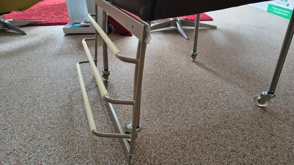 Gratis: Ikea uitschuifbaar rek voor Pax-kasten, Ophalen, Nieuw