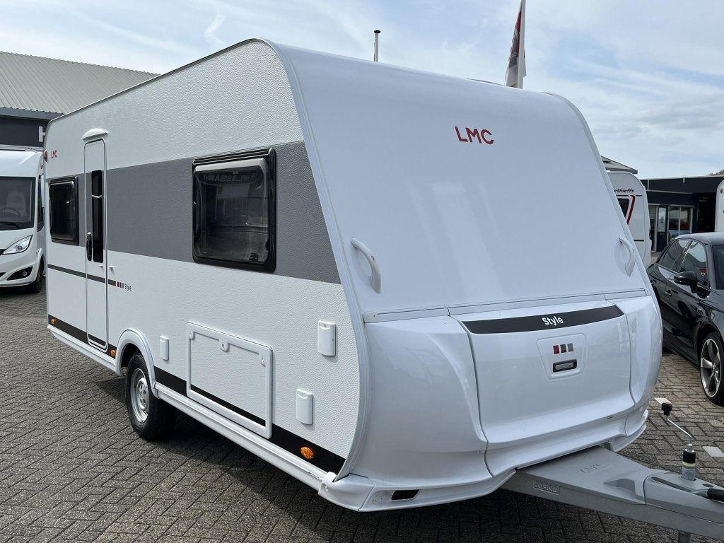 LMC Style 440 D VERKOCHT, Rondzit, Bedrijf, Overige typen, 5 tot 6 meter