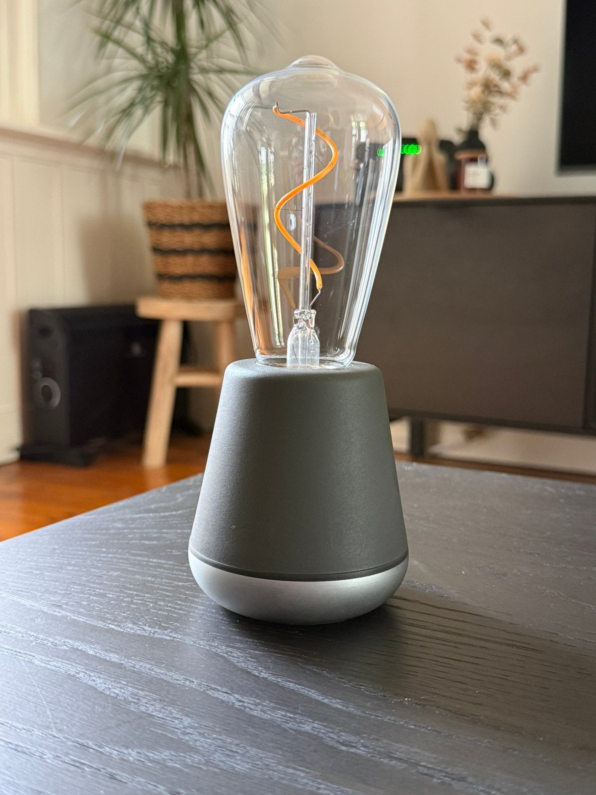 Humble lamp met draadloze oplader, Ophalen of Verzenden, Zo goed als nieuw, Minder dan 50 cm